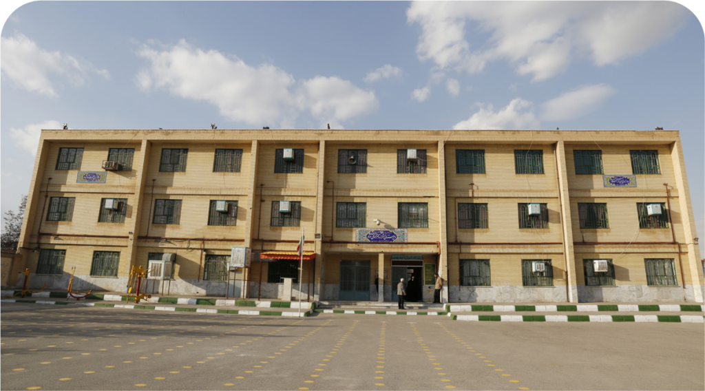 دبیرستان-کار-ودانش-دکتر-محمد-علی-مولوی